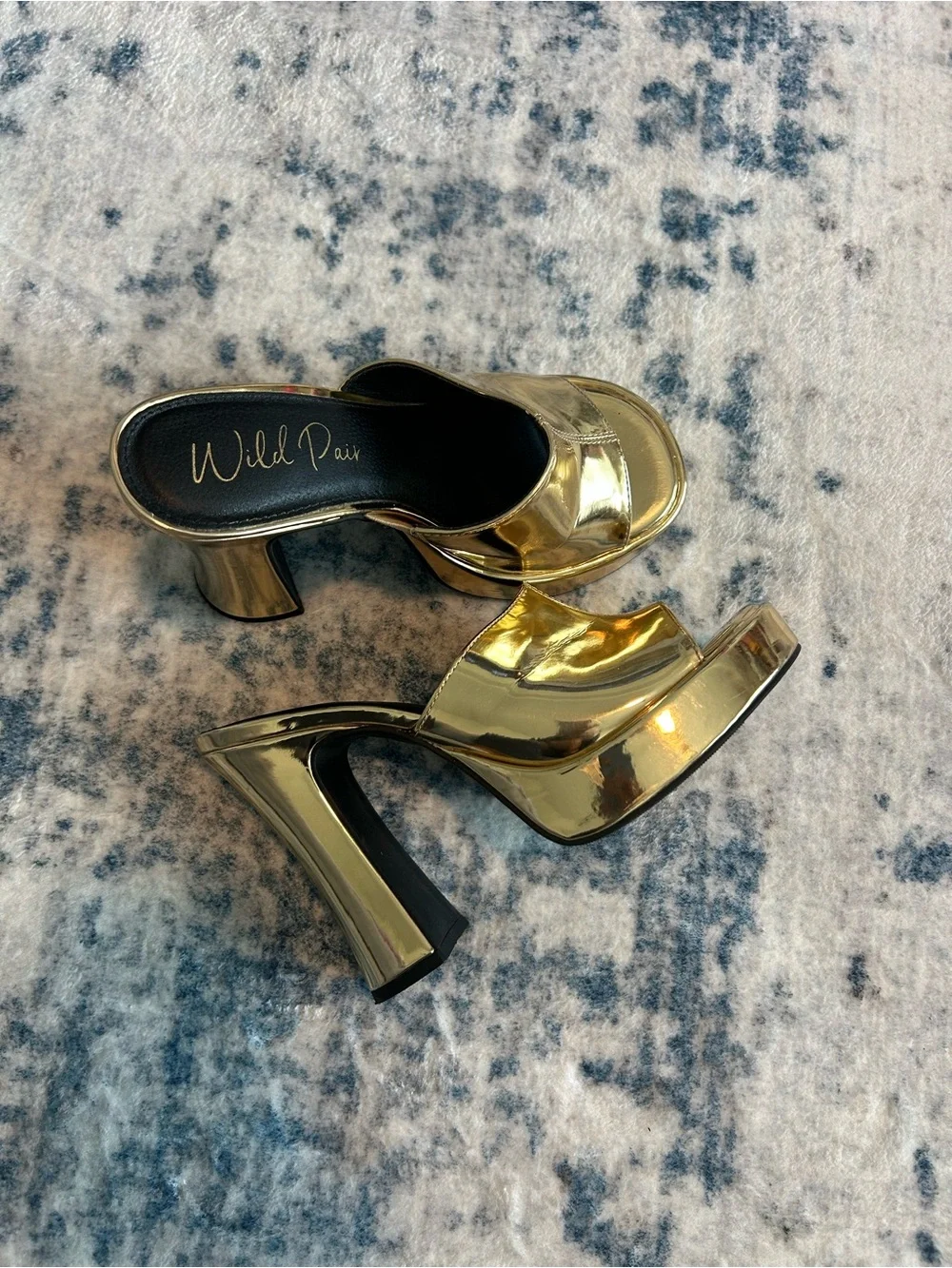 Wild Pair • Metallic Gold Open-Toe Slip-On Mules • 7